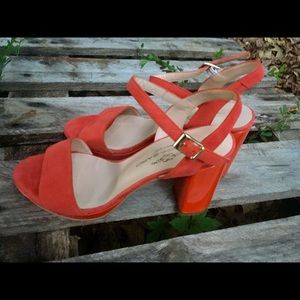 BRENDA ZARO3556 SUEDE PLATFORM Block Heels (used)